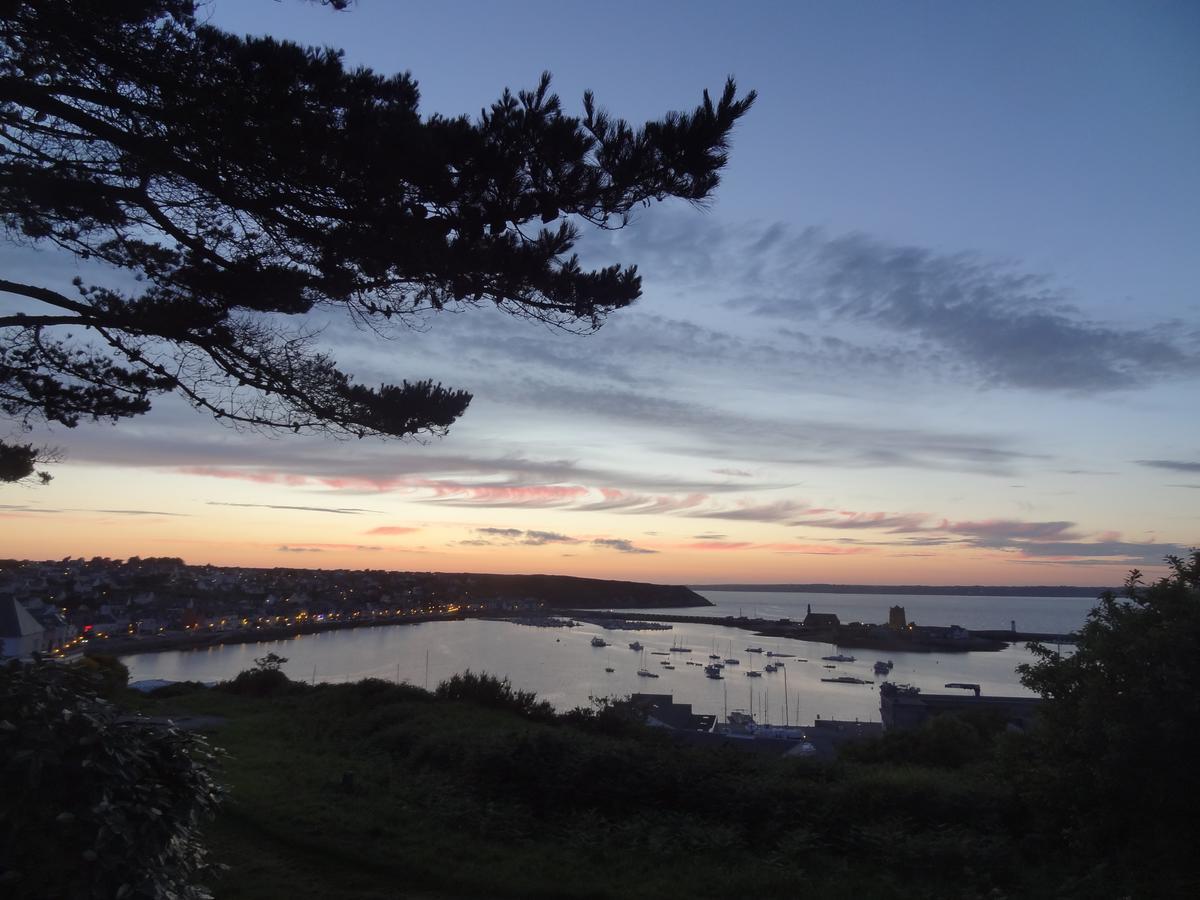 Appart'Hôtel du Bout du Monde Camaret-sur-Mer Exterior foto